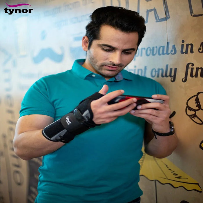 Tynor Wrist Splint with Thumb